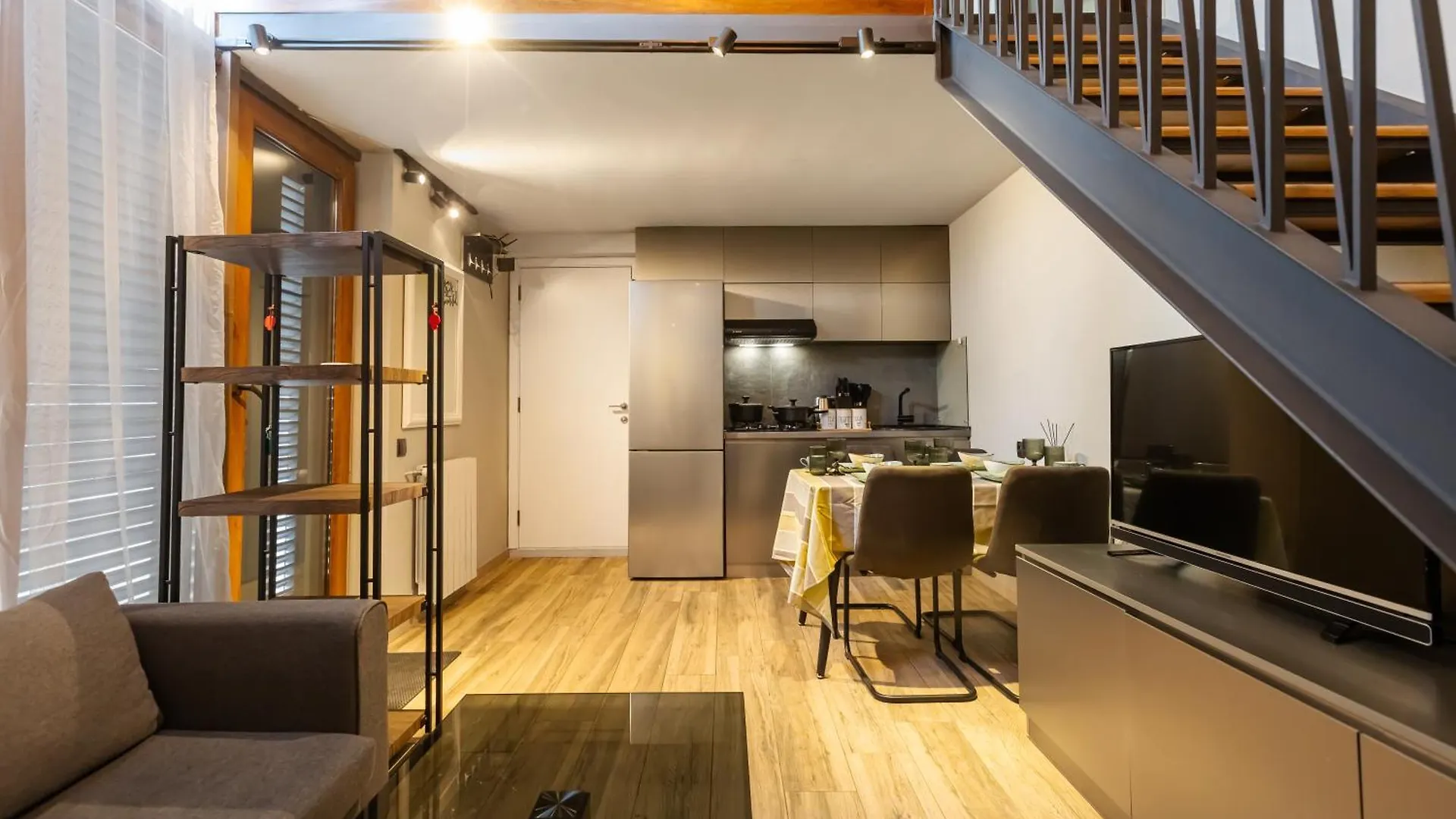דירות טביליסי Vake Dream Duplex גאורגיה