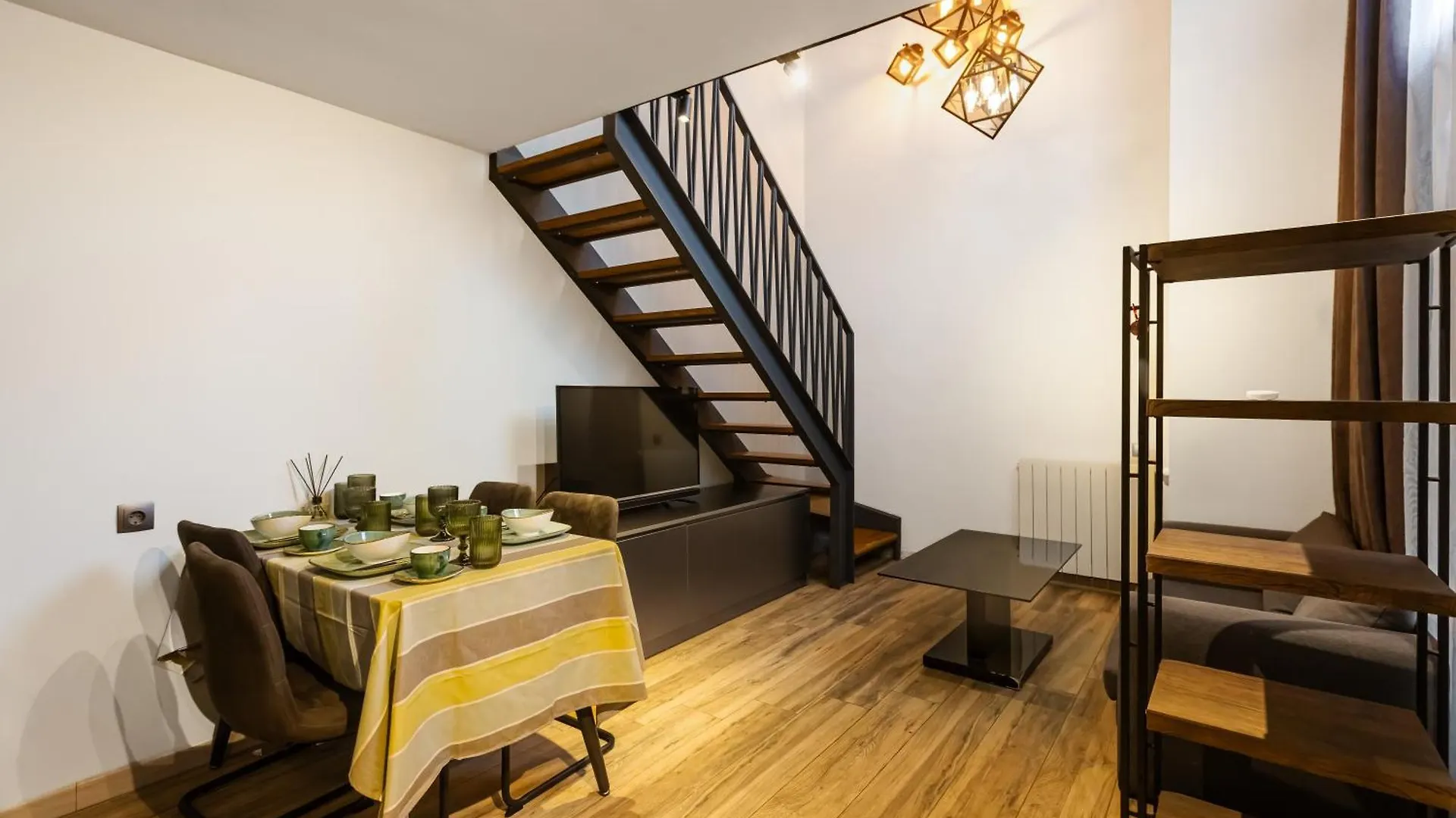 Vake Dream Duplex Διαμέρισμα Τυφλίδα 0*,